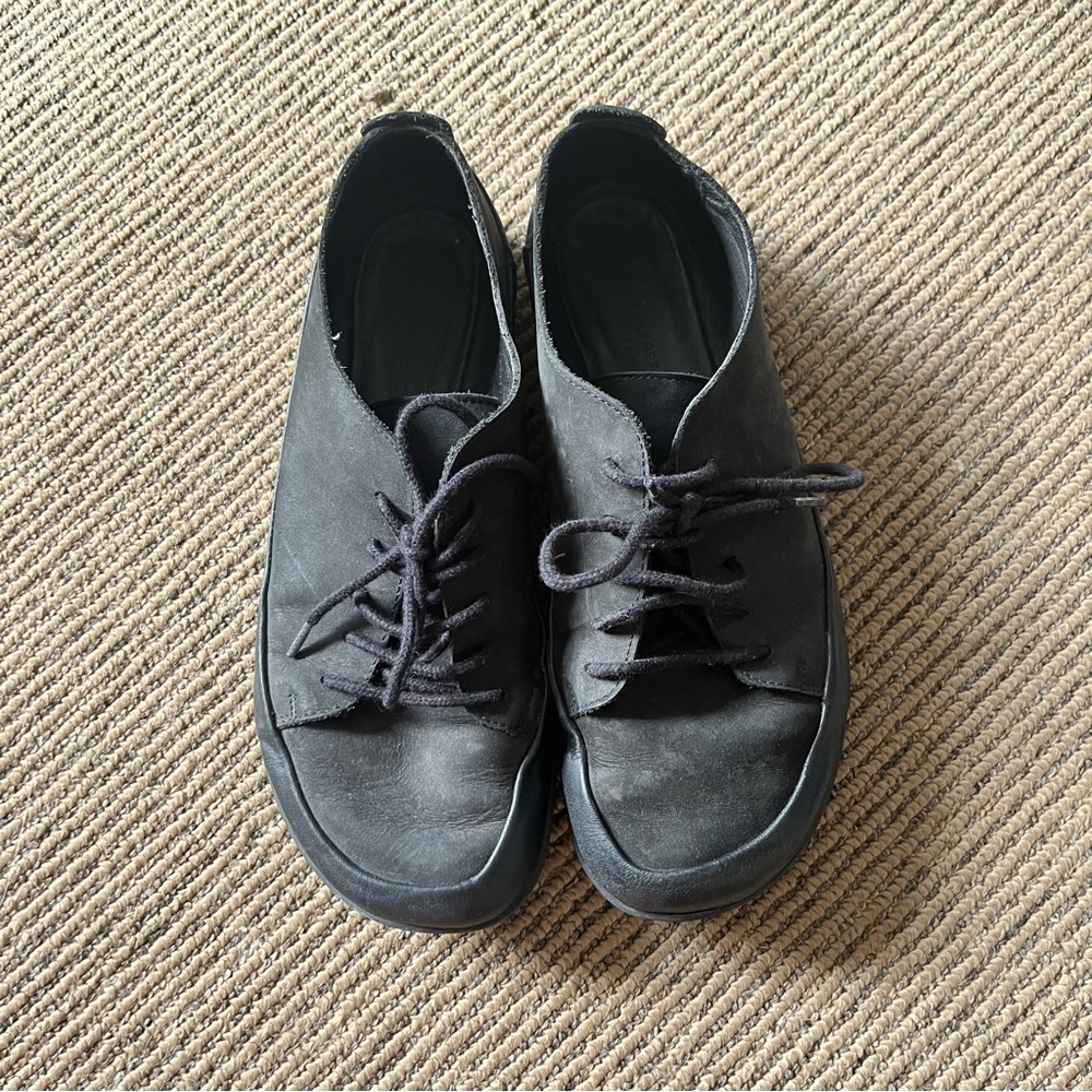Vivobarefoot Opanka women’s sneaker Obsedian black size 39 US 8